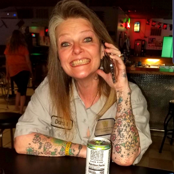 Meet your Posher, Jo - Picture 3 of 5